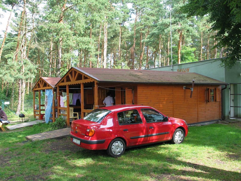 Osrodek Wypoczynkowy Jelonek Hotel Wolsztyn Exterior photo
